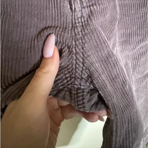BDG Urban Outfitters‎ High & Wide Corduroy Pants Size 26 in Brown/Purple thumbnail 5