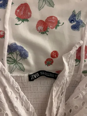 Crop Top thumbnail 2