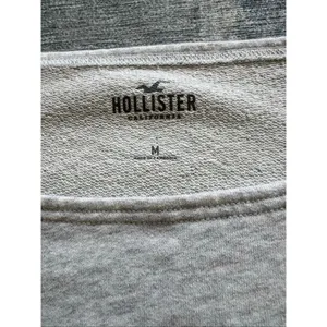 Hollister Light Heathered Gray Wide Neck Relaxed Fit Cropped Sweatshirt Medium thumbnail 4