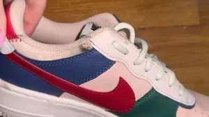 Nike Air Force 1 thumbnail 3