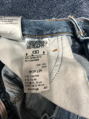 Levi's High Waisted mom jeans thumbnail 4