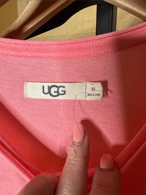 NWOT UGG Brinlee Pink Organic Cotton Tee XS Soft Crewneck T-Shirt thumbnail 3