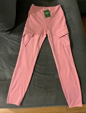 Halara - High Waisted Cargo Pocket Skinny Yoga Leggings - XS Pink thumbnail 1