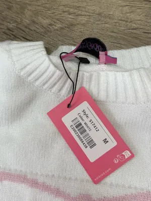 Edikted White Cropped Bow
Sweater size medium NWT thumbnail 4