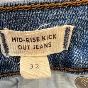 Madewell Mid-Rise Kick Out Jeans‎ Women's Size 32 Blue Denim Bootcut Stretch thumbnail 5
