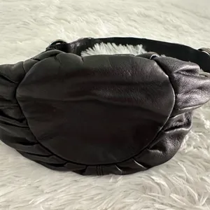 Junior Drake Black Leather Zipper‎ Shoulder Bag thumbnail 3