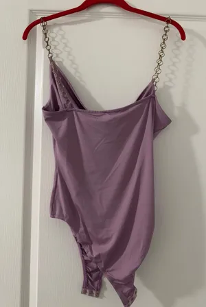 Princess Polly Purple Bodysuit With Gold Chain Straps thumbnail 2