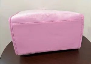 NWT! Juicy Couture Y2K Lavender Mini Tote with Heart Charm thumbnail 8