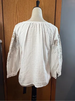 Kye Mi White Embroidered Cotton Peasant Blouse Tassel Top Size Small thumbnail 6
