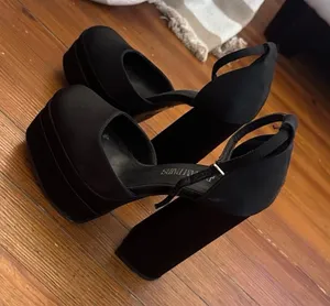 Black platform pumps Size 5.5 thumbnail 1