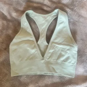 CSB green Isabelle mathers seemless bra thumbnail 1