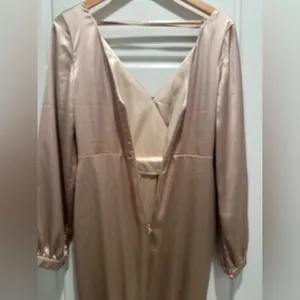 Revelry Vera Satin Bridesmaid Dress Long Sleeve Champagne Taupe Sz 8 Formal Gown thumbnail 6