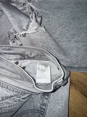 Light gray American eagle jeans thumbnail 7
