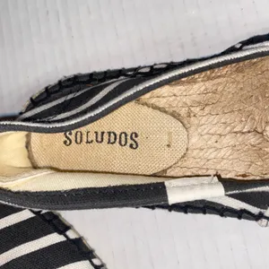 Soludos Black & White Striped Slip-On Flat Espadrilles Women's Size 5 thumbnail 8