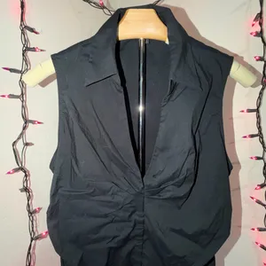 Black Ruched Women’s Sleeveless Shirt thumbnail 2
