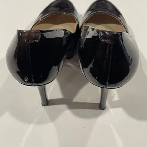 Black/Brown Heels. Size 7‎ 1/2. Black thumbnail 3