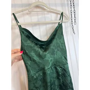 NWT Lulus Simply Dreamy Emerald Green Satin Floral Jacquard Maxi Dress Sz XS thumbnail 5