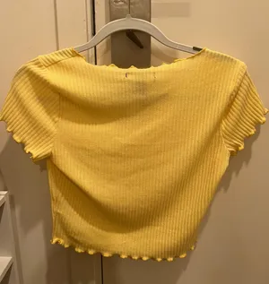 Forever 21 Yellow Top thumbnail 3