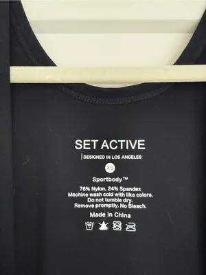 Set Active one piece thumbnail 3