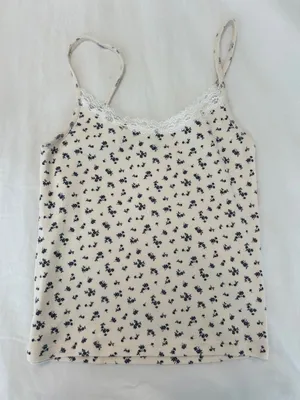 Brandy Melville Tank Top thumbnail 4