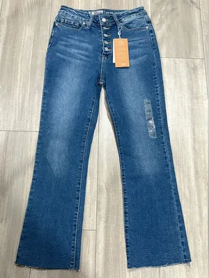 🆕 YMI Women's Classic High Rise Ankle Flare Blue Flare Jeans Size 7/28 thumbnail 1