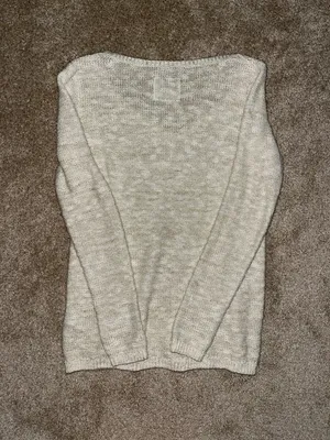 Sweater thumbnail 2