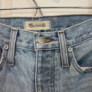 Madewell Classic Straight Full-Length Jeans in Hartsville Wash‎ thumbnail 6