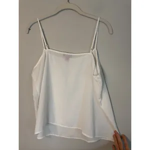 Vince Camuto White Slinky Cami Sz L NEW thumbnail 2