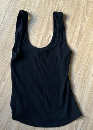 Dynamite Black Tank thumbnail 1