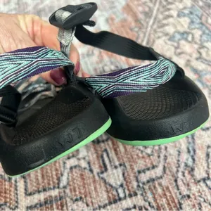 Chacos Women’s ZX2 Classic Double Green/Blue Stripe Size 7 Athletic Sandals thumbnail 4