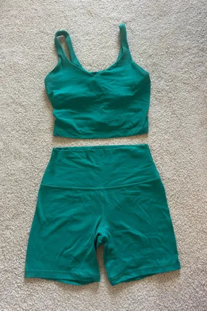 Lululemon green set thumbnail 1