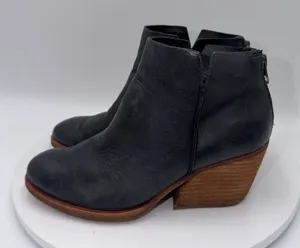 Kork-Ease Chandra Black Leather Stacked Heel Ankle Booties Sz 6M thumbnail 1