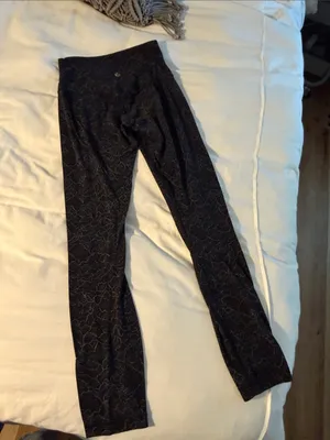 lululemon athletica Black Patterned High-Waist Leggings thumbnail 3