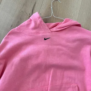 Nike NWOT Sportswear Women's Washed Hoodie - Pink thumbnail 4