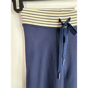 Offline By Aerie 7/8 Hi Rise Navy Blue‎ Ribbed Legging SMALL NWT thumbnail 4