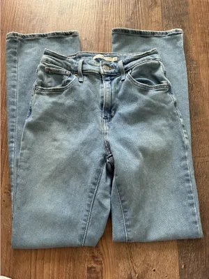 Levi’s Jeans High-Rise Bootcut 725 thumbnail 1