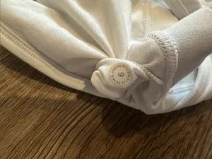 Lululemon Women’s Flow Y Nulu Sports Bra - White thumbnail 3