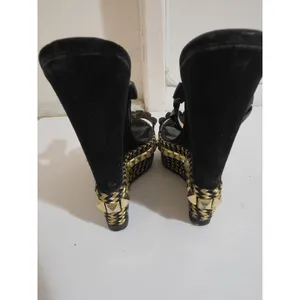 Christian Louboutin Cataclou 140 Black Suede Gold Spike Stud Platform Wedg thumbnail 2
