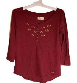 Hollister Embellished‎ Top thumbnail 1