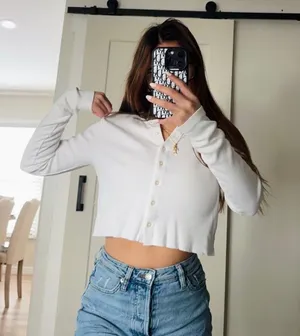 Top thumbnail 1