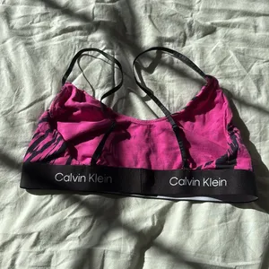 CALVIN KLEIN women's 1996 Unlined Bralette, Palace Pink Tiger Print, Size M thumbnail 3