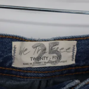 Free People Maggie‎ Mid Rise Button Fly Straight Leg Denim Jeans Blue Size 25 thumbnail 7
