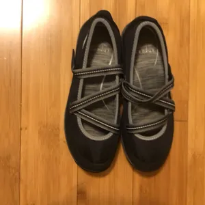 Dansko Hilda Mary Jane Criss Cross Strap Shoes Women’s Size 36 thumbnail 3