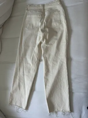 Universal Threads Ivory White Vintage Straight Jean thumbnail 2