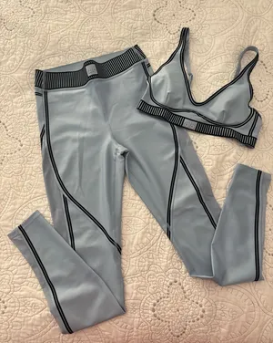 Alo Airlift Leggings Set Yoga Bra thumbnail 1