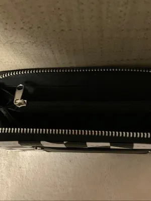 No Boundaries Black & White Wavy Checkerboard Zip Wallet thumbnail 3