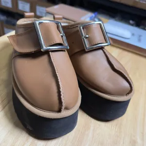 UGG Opening Ceremony Platform Clog Mule Shoes‎ Brown Shearling Lined Buckle 9 thumbnail 16