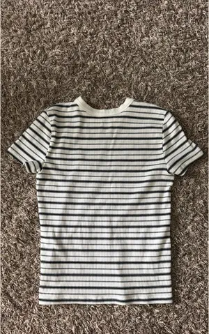 American Eagle top thumbnail 6