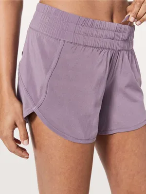 Lululemon Low Rise Tracker Shorts V size 4 thumbnail 3