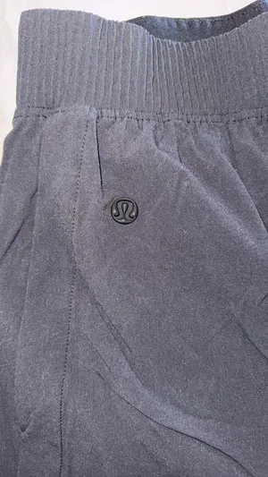 Lululemon Shorts thumbnail 3